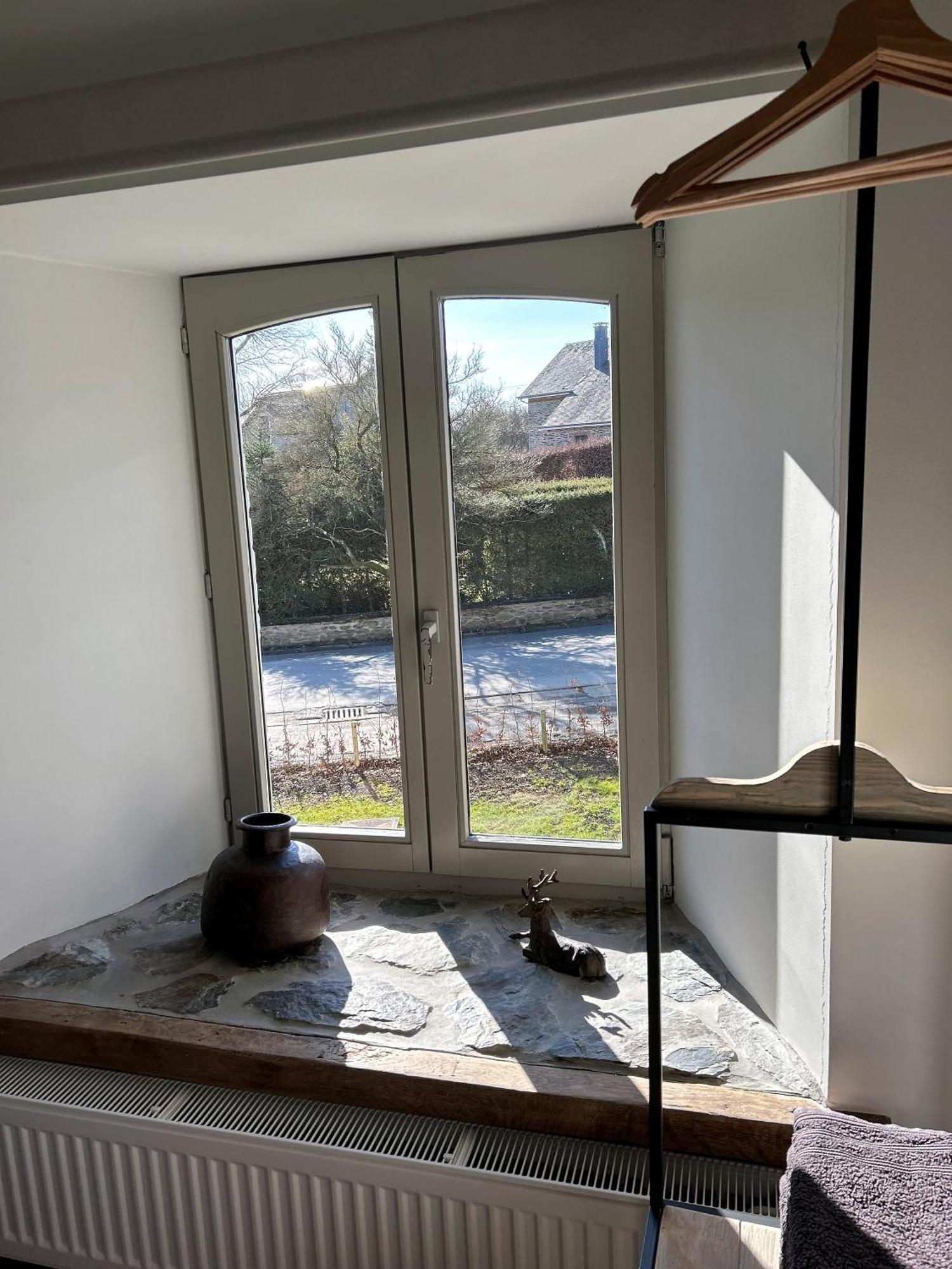B&B Le Nid D'Hirondelle Houffalize Exterior foto